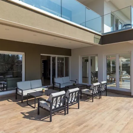 Luxurious Dalma Villa Fazana