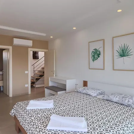 Luxurious Dalma וילה פאז'אנה